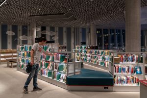 Deichmann Bibliotek reolbelysning